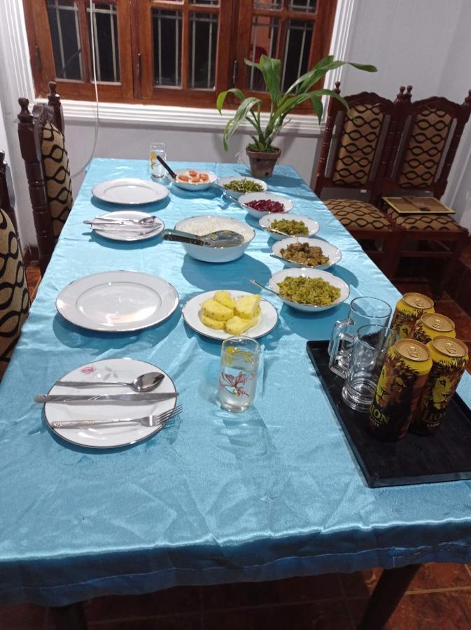 Sudu Neluma Home Stay Polonnaruwa Dış mekan fotoğraf